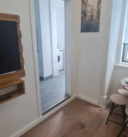 Apartment S.soares Yellow Beato *